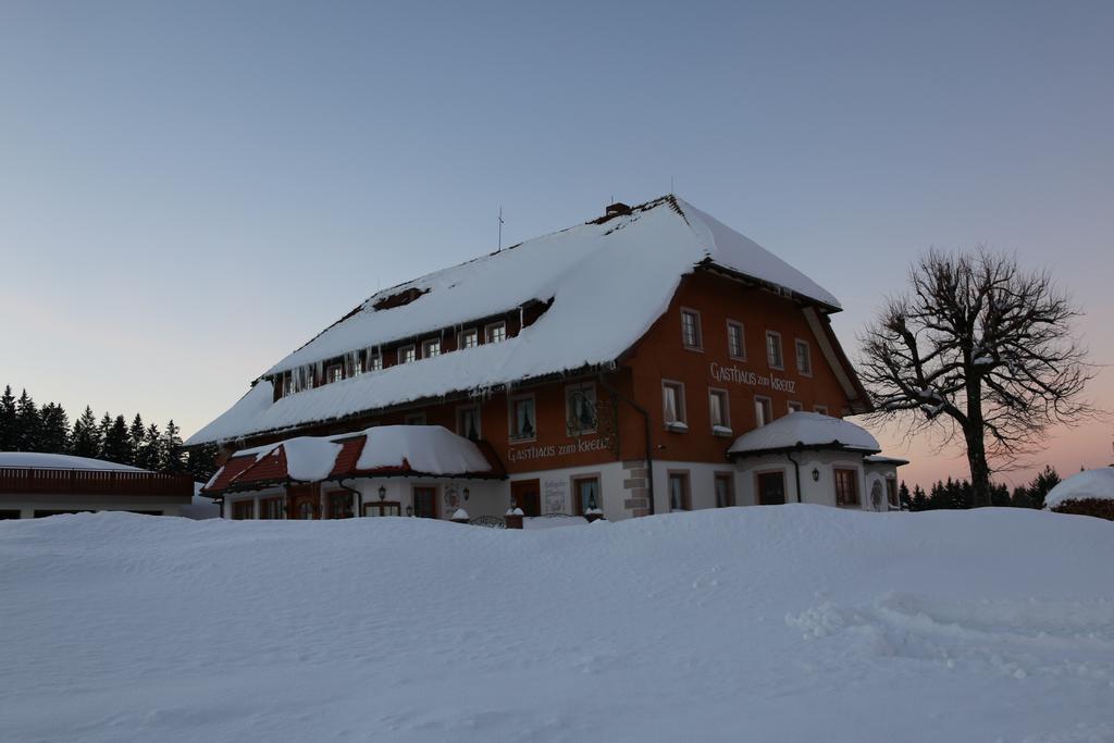 Gasthaus Zum Kreuz Sankt Märgen Eksteriør billede